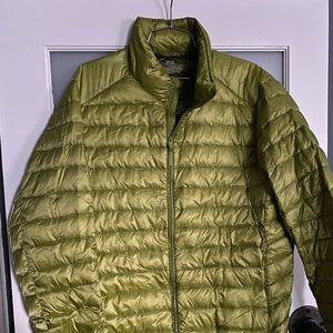 Men’s puffer jacket Slightly (Used)